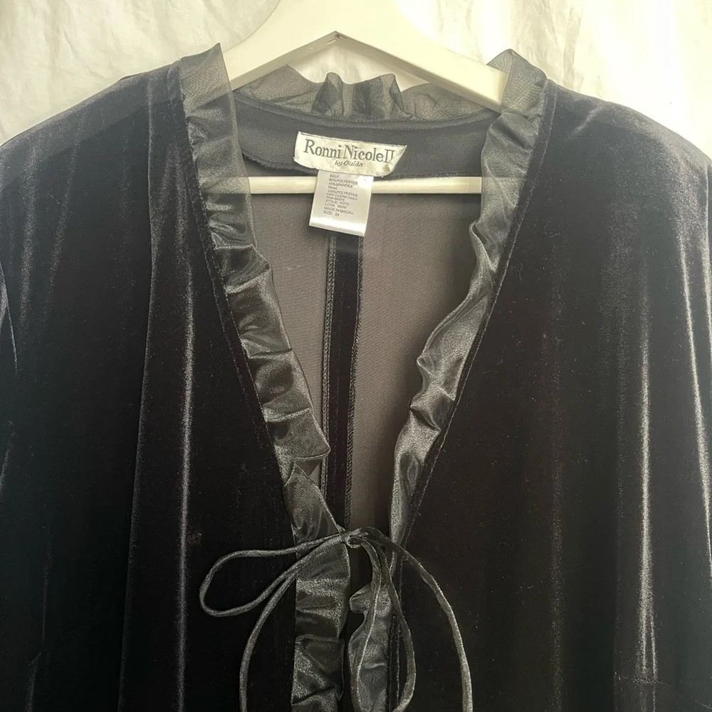 Vintage Ronni Nicole Velvet Ruffle Trim Duster kimono Romantic Gothic Size X3